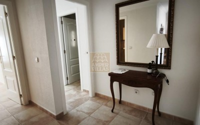 Lovely apartment in the centre of Altea, next to the seafront promenade, with sea views.